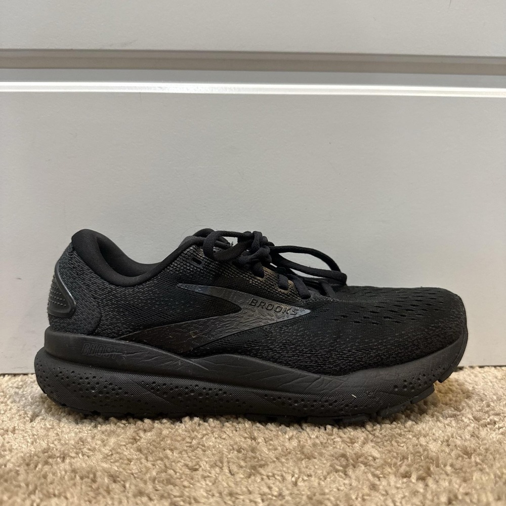 Brooks Ghost 16 Womens Running Shoes Size 8D Black Athletic Sneakers 1204071D020